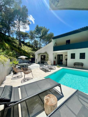 Arty Provence, piscine chauffée